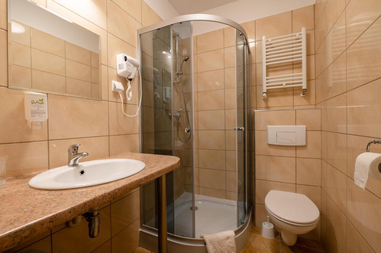 Szumi Las Events & Apartments Regimin Exteriér fotografie