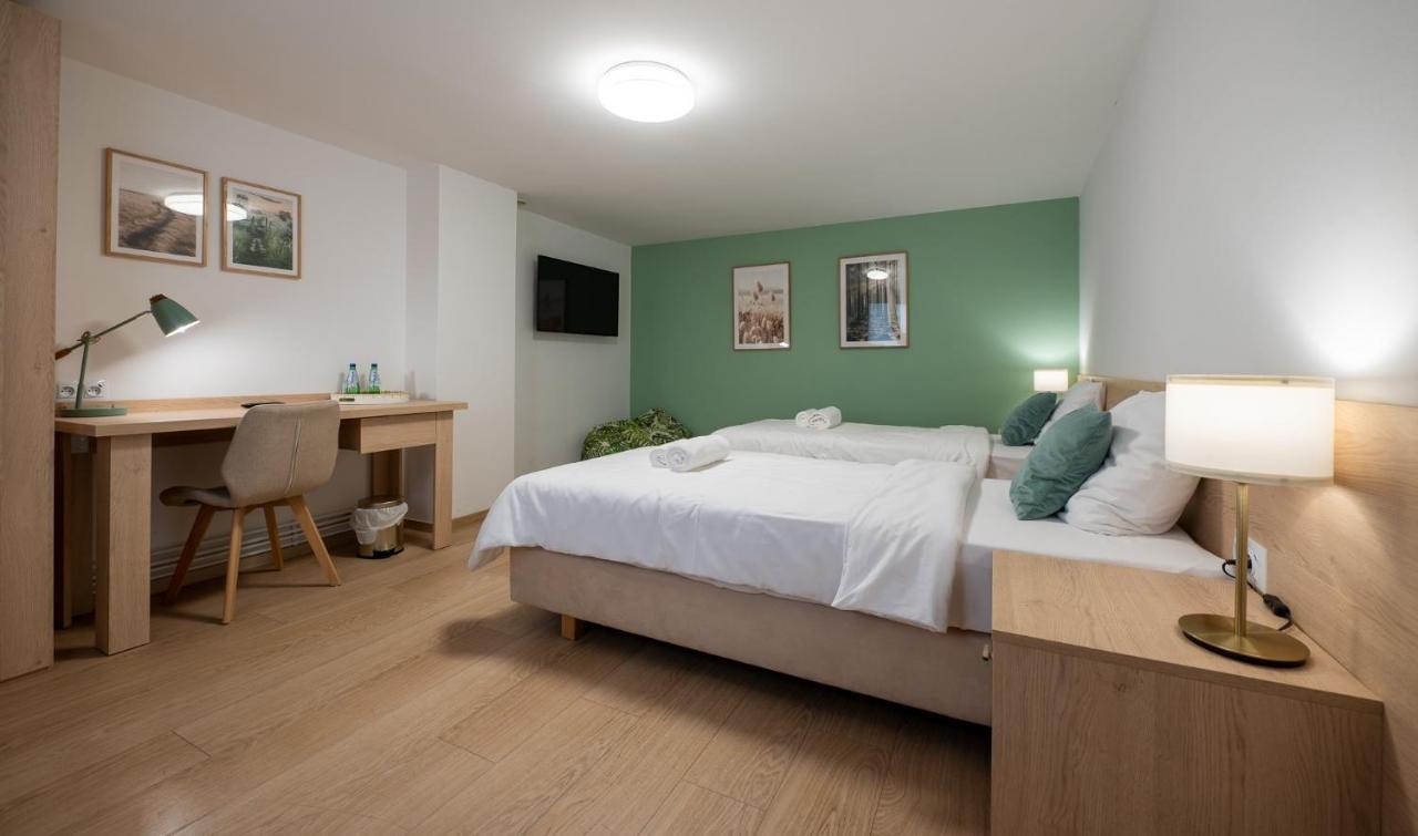 Szumi Las Events & Apartments Regimin Exteriér fotografie